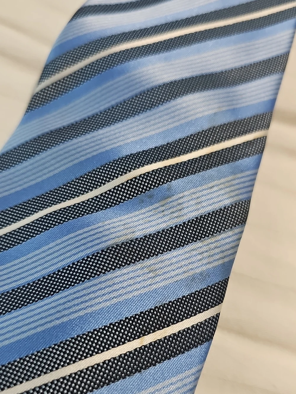 Croft & Barrow Men's Blue Striped Tie
